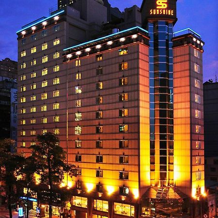 Hotel Sunshine Каосюн Екстериор снимка