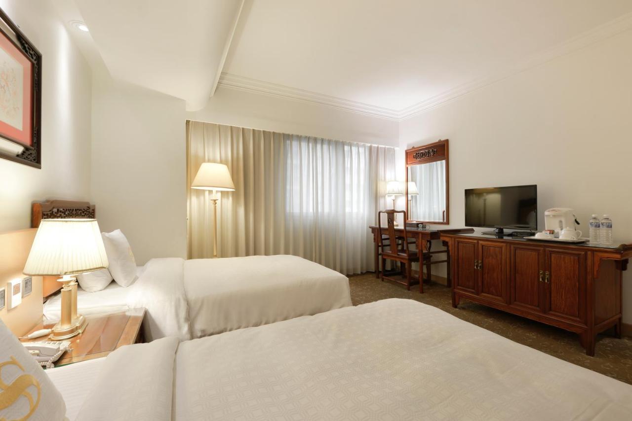 Hotel Sunshine Каосюн Екстериор снимка