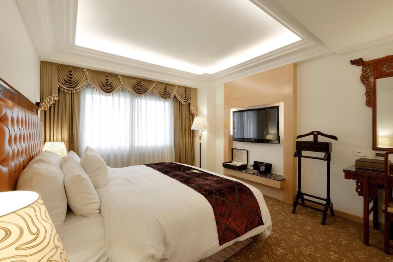 Hotel Sunshine Каосюн Екстериор снимка
