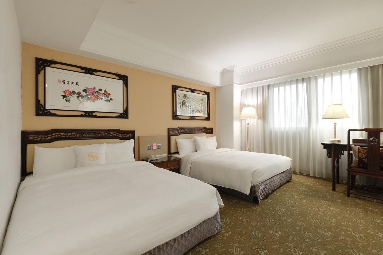Hotel Sunshine Каосюн Екстериор снимка