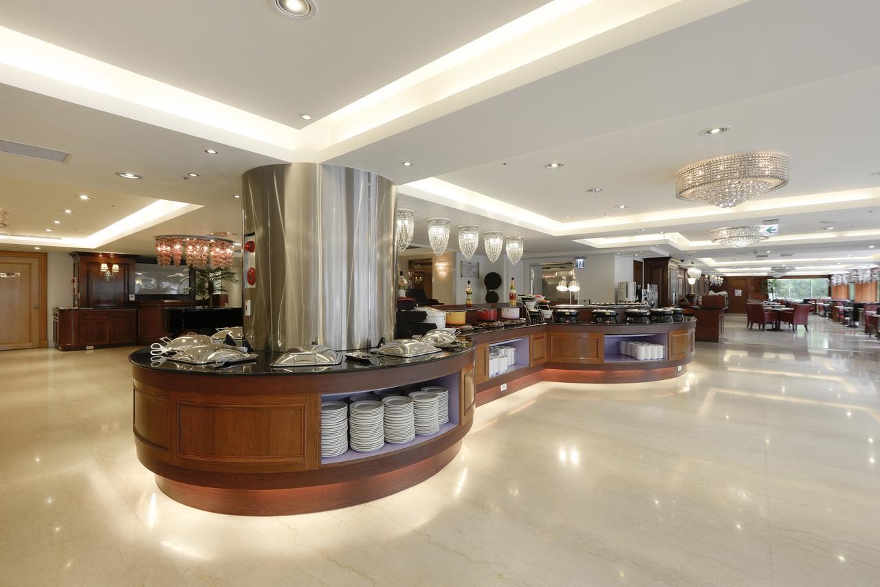 Hotel Sunshine Каосюн Екстериор снимка