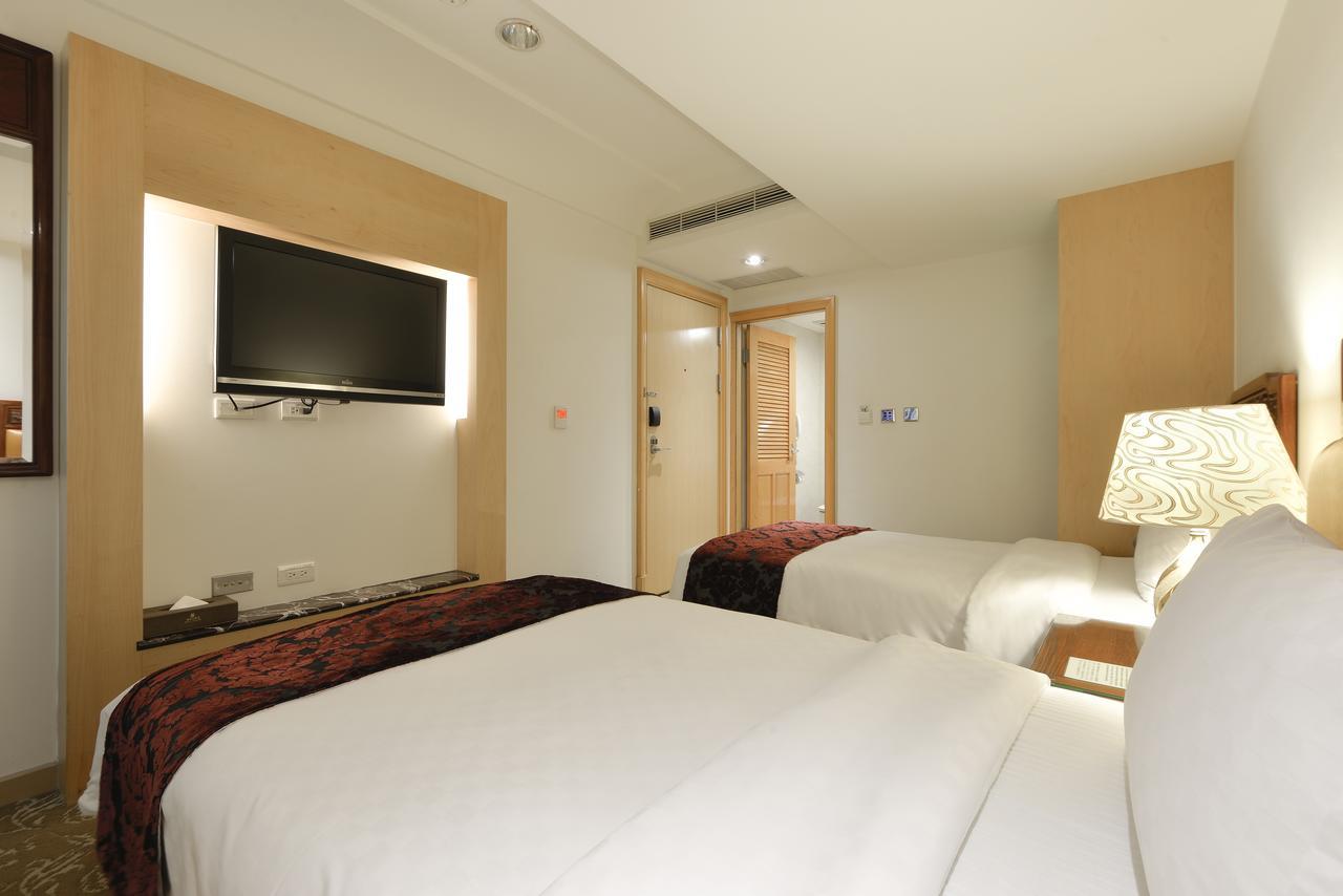 Hotel Sunshine Каосюн Екстериор снимка